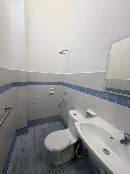 1-storey Terraced House for Sale in Bukit Indah (Iskandar Puteri (Nusajaya)) - Ong Jia Joon - Bathroom - PropertyGuru.com.my