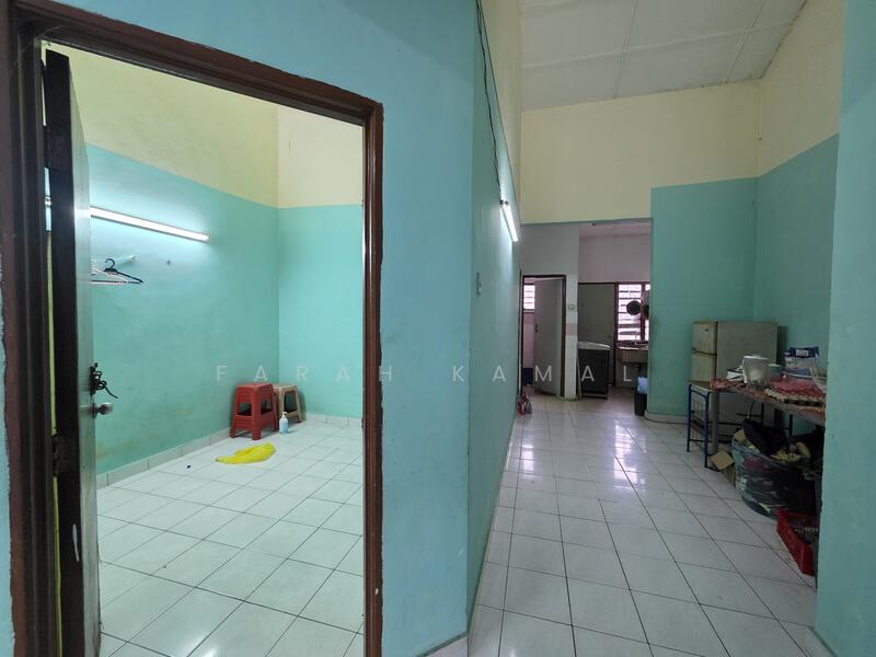 Taman Pelangi untuk Untuk Dijual - RM 350,000, Mac 2026 - Kitchen - PropertyGuru.com.my