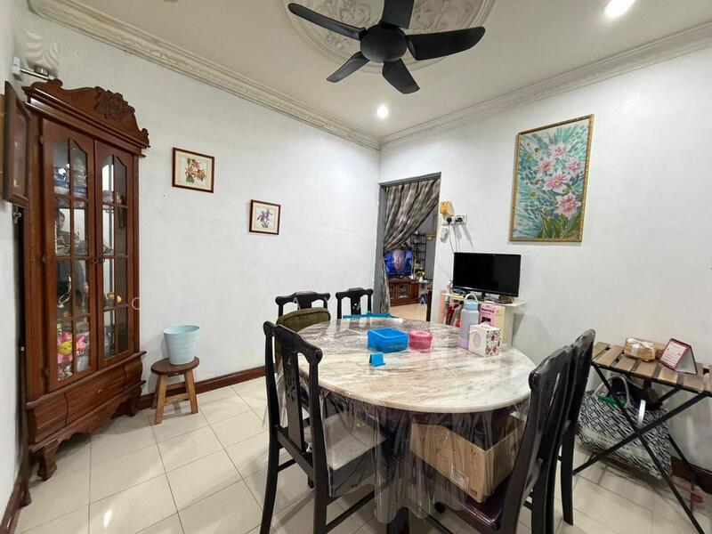 2-storey Terraced House for Sale in Taman Melawati (Ulu Kelang) - Cik Maya Abdul - Dining Room - PropertyGuru.com.my