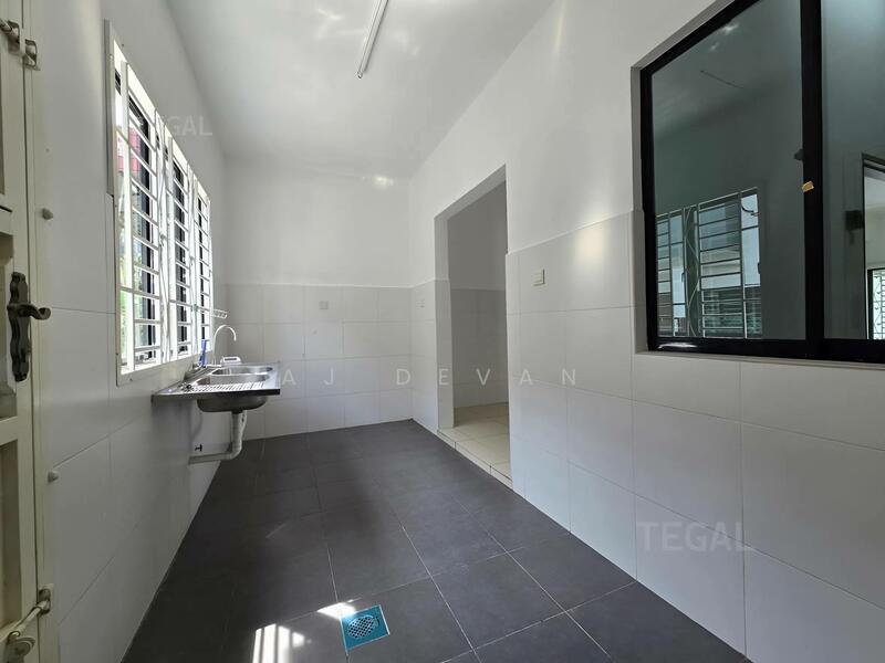 2-storey Terraced House for Sale in Bandar Puteri (Klang) - AJ Devan - Kitchen - PropertyGuru.com.my