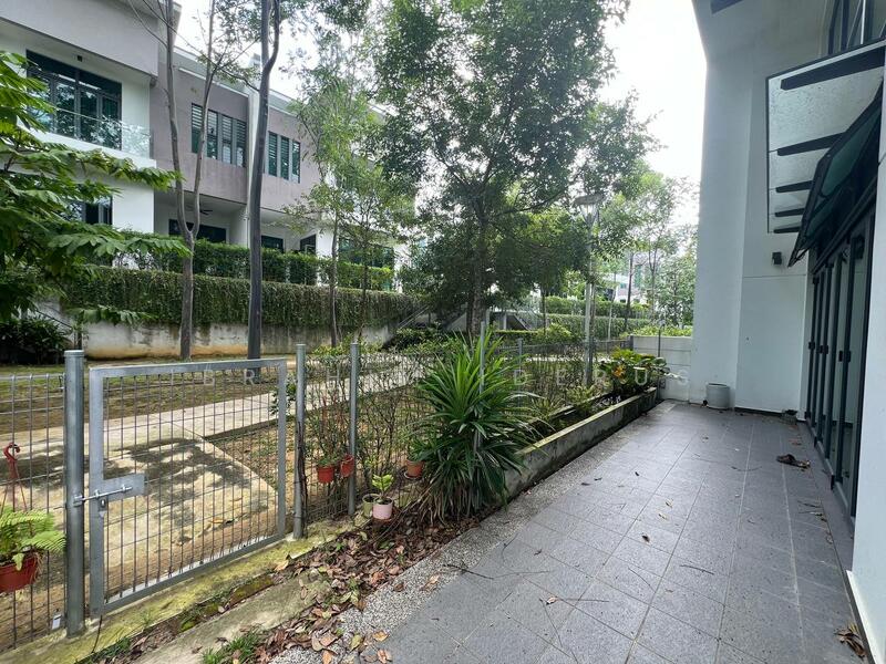 Semi-Detached House for Sale in Cyberjaya (Selangor) - Ibrahim Iderus - Exterior - PropertyGuru.com.my