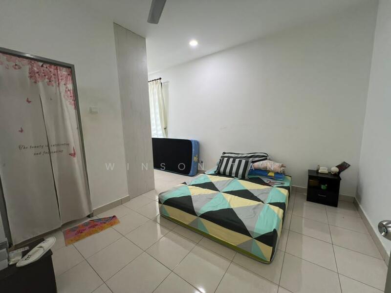 2-storey Terraced House for Sale in Taman Austin Duta (Tebrau) - Winson Tan - Bedroom - PropertyGuru.com.my