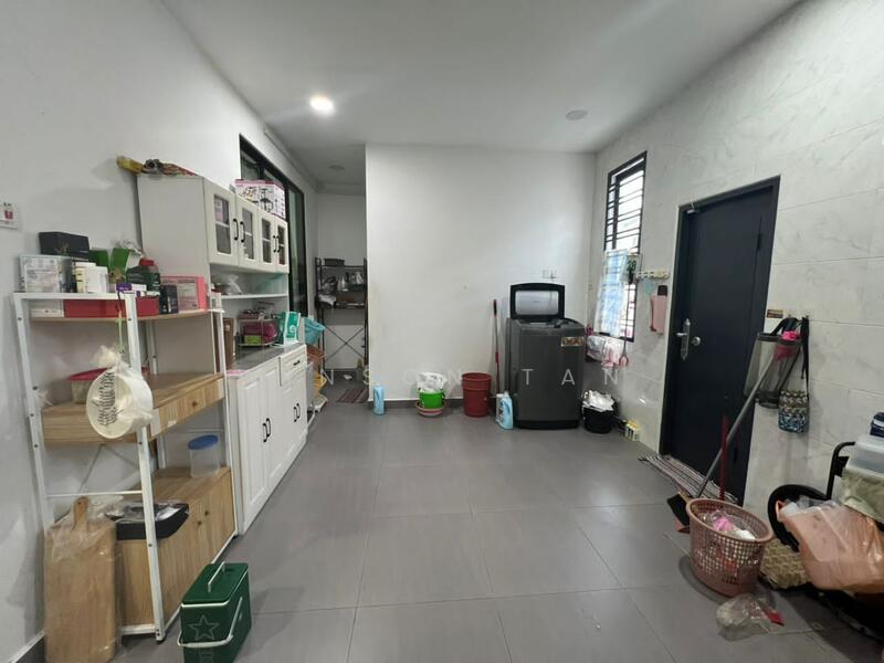 2-storey Terraced House for Sale in Taman Austin Duta (Tebrau) - Winson Tan - Kitchen - PropertyGuru.com.my