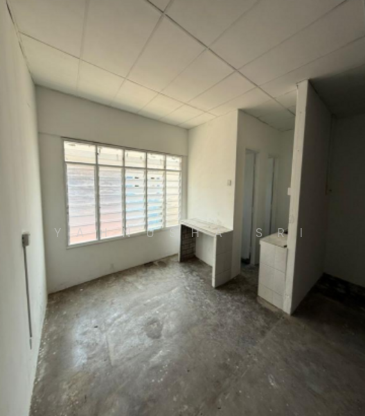 Shop for Rent in Bukit Sentosa (Rawang) - Yahnusha Sri - Interior - PropertyGuru.com.my