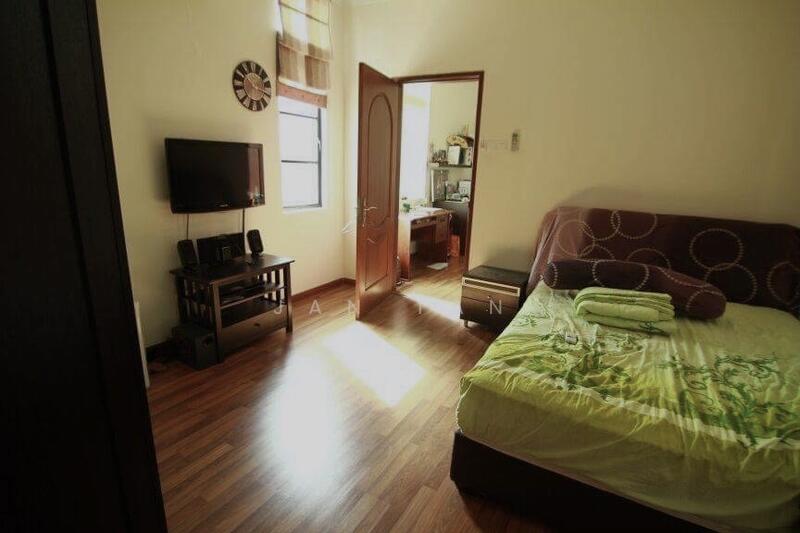 2.5-storey Terraced House for Sale in Bayan Lepas (Penang) - Jan Tan - Bedroom - PropertyGuru.com.my