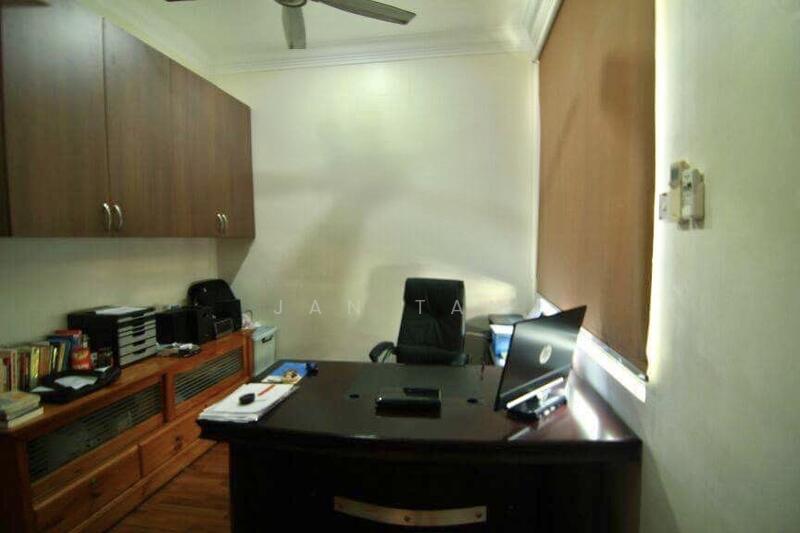 2.5-storey Terraced House for Sale in Bayan Lepas (Penang) - Jan Tan - Study - PropertyGuru.com.my