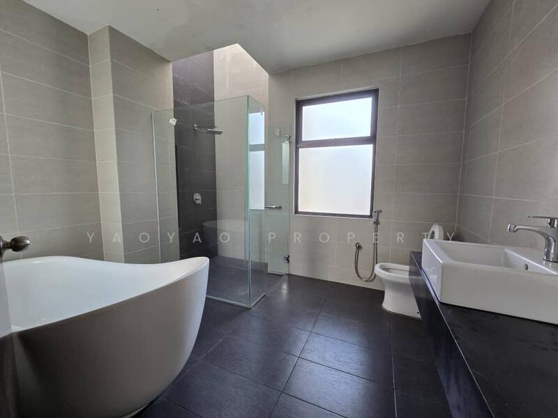 2-storey Terraced House for Sale in Senai (Johor) - Yaoyao Property - Bathroom - PropertyGuru.com.my