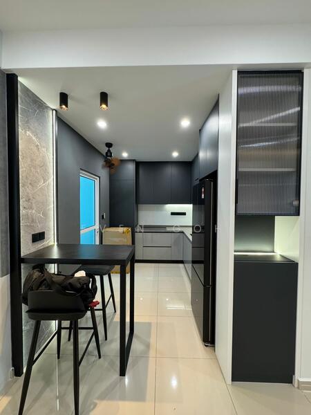 Solaria Residences untuk Untuk Dijual - RM 800,000, Feb 2026 - Kitchen - PropertyGuru.com.my
