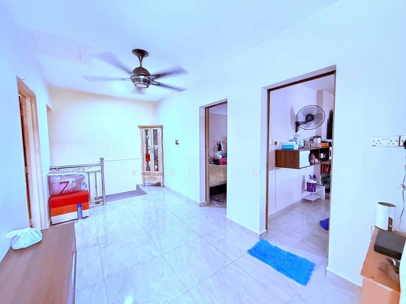 Taman Sierra Perdana untuk Untuk Dijual - RM 818,000, Mac 2026 - Living Room - PropertyGuru.com.my