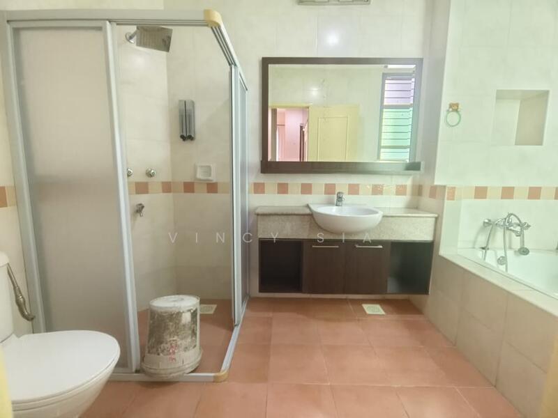 2-storey Terraced House for Sale in Taman Impian Emas (Skudai) - Vincy Sia - Bathroom - PropertyGuru.com.my