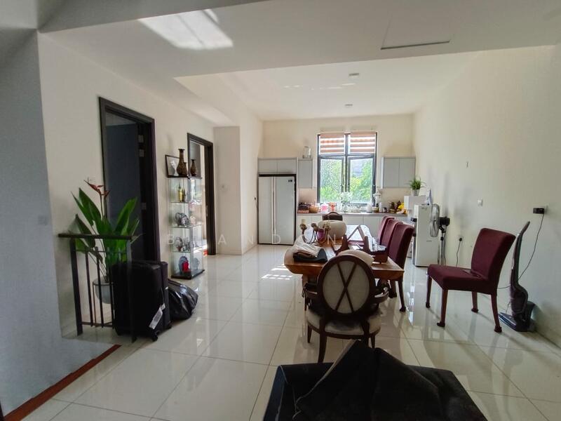 3-storey Terraced House for Sale in Ulu Kelang (Kuala Lumpur) - Brandon . - Living Room - PropertyGuru.com.my