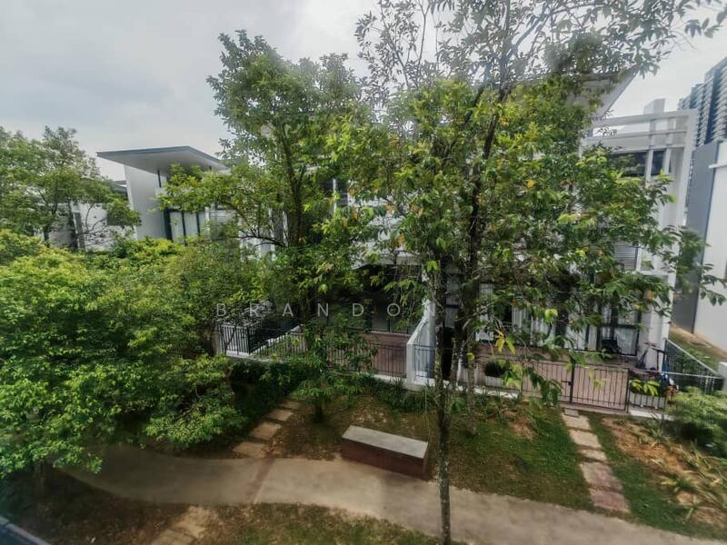 3-storey Terraced House for Sale in Ulu Kelang (Kuala Lumpur) - Brandon . - Exterior - PropertyGuru.com.my