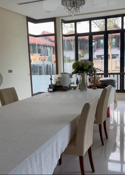 Bungalow for Sale in Bukit Jelutong (Shah Alam) - Aida Ramli - Dining Room - PropertyGuru.com.my