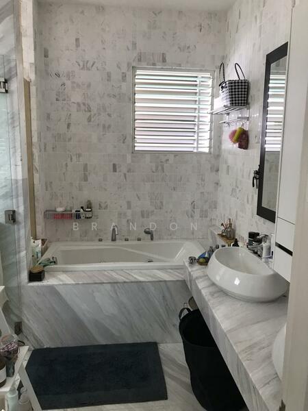 Bungalow for Sale in Bayu Kemensah (Melawati) - Brandon . - Bathroom - PropertyGuru.com.my
