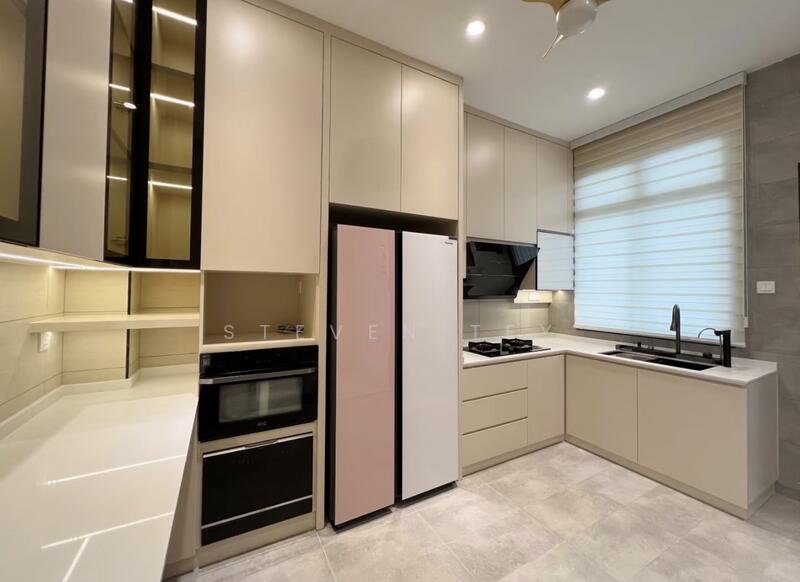 Semi-Detached House for Sale in Setia Alam (Selangor) - Steven Tey - Kitchen - PropertyGuru.com.my