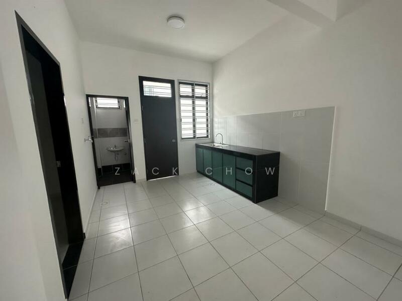 2-storey Terraced House for Sale in Taman Austin Duta (Tebrau) - Zack Chow - Kitchen - PropertyGuru.com.my