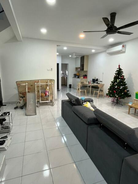 2-storey Terraced House for Sale in Taman Austin Duta (Tebrau) - Zack Chow - Living Room - PropertyGuru.com.my