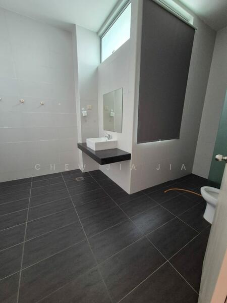 2-storey Terraced House for Sale in Setia Eco Cascadia (Tebrau) - Chew Jia Jia - Bathroom - PropertyGuru.com.my