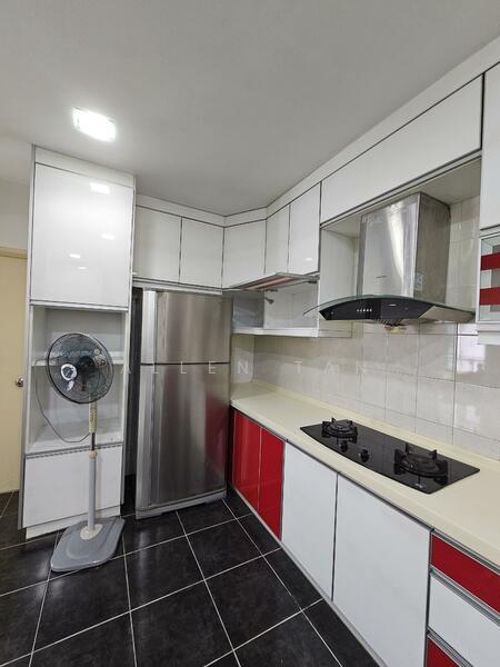 Condominium for Sale at Sterling - Allen Tan - Kitchen - PropertyGuru.com.my