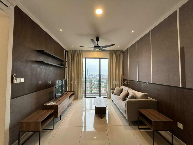 Horizon Suites untuk Untuk Dijual - RM 420,000, Mac 2026 - Living Room - PropertyGuru.com.my