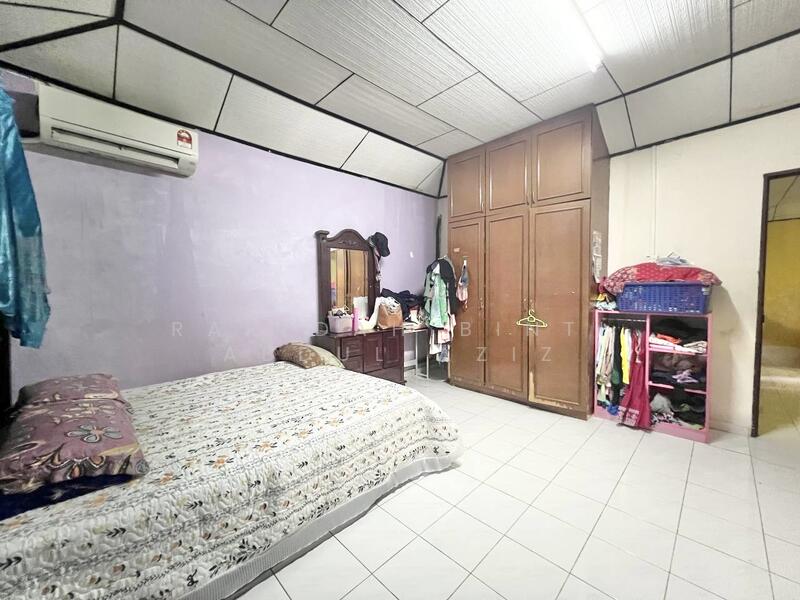 Taman Lindungan Jaya PJS 4 Petaling Jaya untuk Untuk Dijual - RM 470,000, Feb 2026 - Bedroom - PropertyGuru.com.my