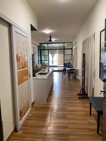 Windsor Tower untuk Untuk Disewa - RM 1,800 /bulan, Mac 2026 - Corridor - PropertyGuru.com.my