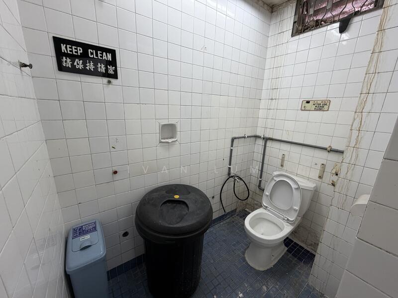 Shop / Office for Rent in Petaling Jaya (Selangor) - Ivan Lum - Bathroom - PropertyGuru.com.my