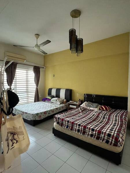 Condominium for Sale at Sterling - Allen Tan - Bedroom - PropertyGuru.com.my