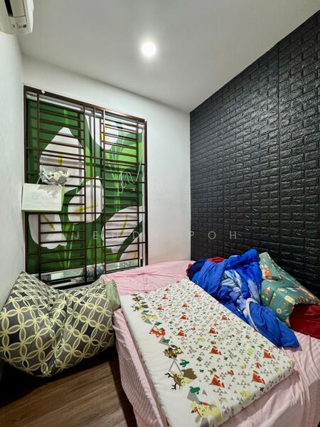 Service Residence for Sale at D'Summit Residences - Jeddy Poh - Bedroom - PropertyGuru.com.my