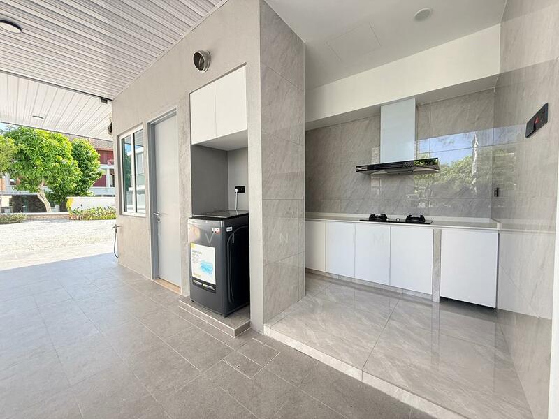 Tropika Ferringhi untuk Untuk Disewa - RM 12,000 /bulan, Mac 2026 - Kitchen - PropertyGuru.com.my