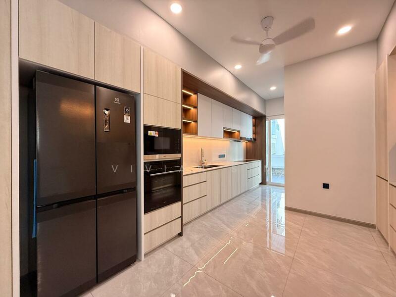 Tropika Ferringhi untuk Untuk Disewa - RM 12,000 /bulan, Mac 2026 - Kitchen - PropertyGuru.com.my