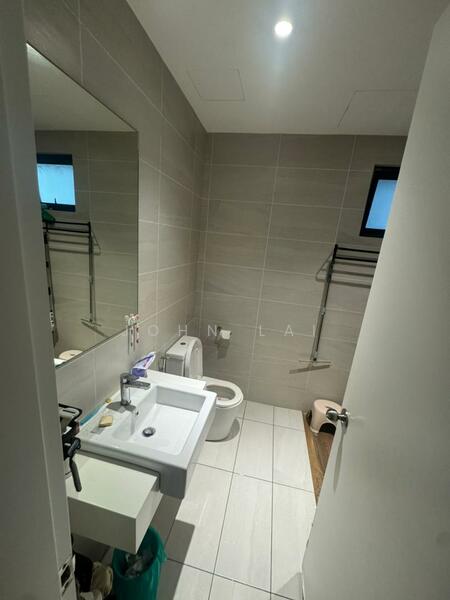 UNIO Residence untuk Untuk Disewa - RM 2,000 /bulan, Mac 2026 - Bathroom - PropertyGuru.com.my