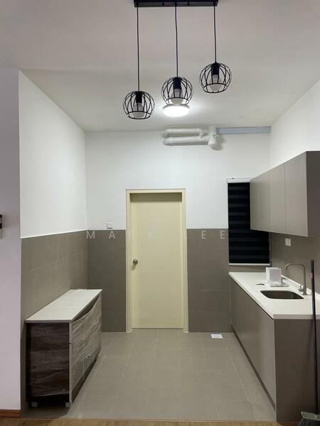 Condominium for Rent at Lakefront Homes - Mark Lee - Kitchen - PropertyGuru.com.my