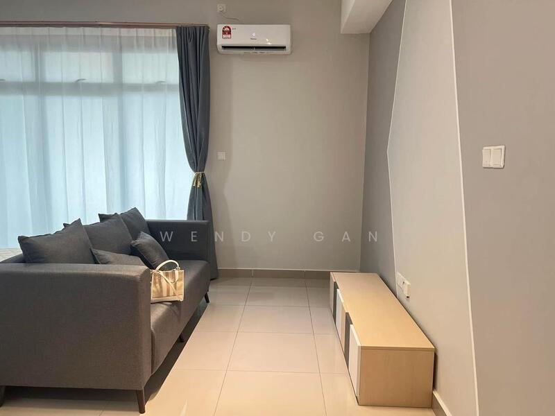 KSL Residence 2 @ Kangkar Tebrau untuk Untuk Disewa - RM 1,400 /bulan, Apr 2026 - Living Room - PropertyGuru.com.my
