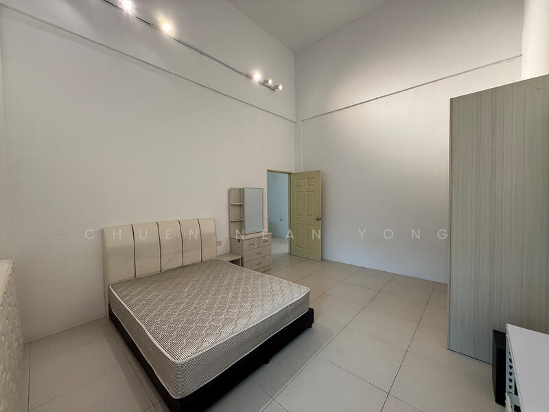 Semi-Detached House for Rent in Senadin (Miri) - Chuen Nean Yong - Bedroom - PropertyGuru.com.my