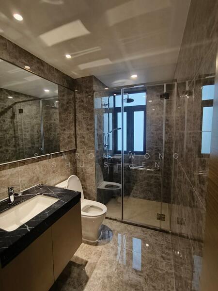 Service Residence for Sale at R&F Princess Cove Phase 1 - Sharon Wong Shu Shien - Bathroom - PropertyGuru.com.my