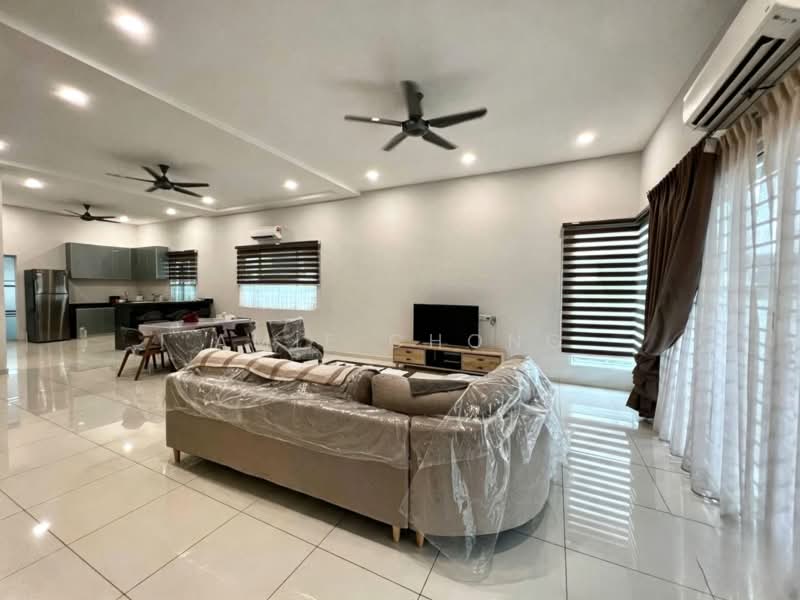 Rumah Teres 2 Tingkat untuk Dijual di Bandar Seri Botani (Simpang Pulai) - Amie Chong - Living Room - PropertyGuru.com.my