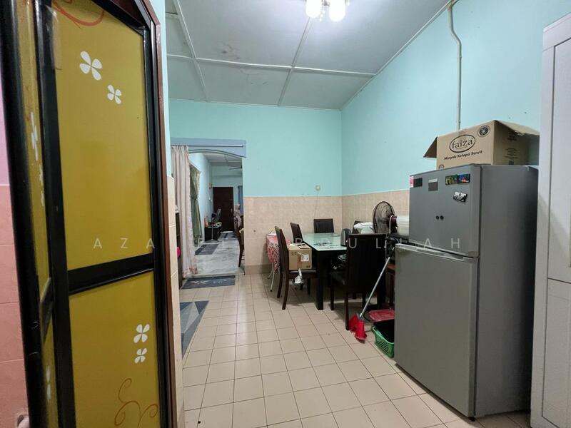 1-storey Terraced House for Sale in Kuantan (Pahang) - Azalee Abdullah - Dining Room - PropertyGuru.com.my