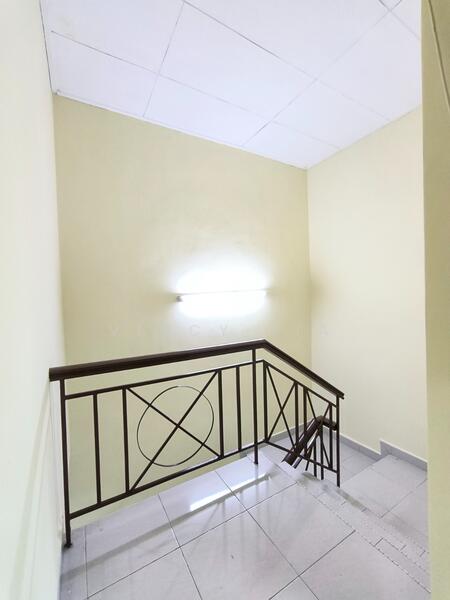 2-storey Terraced House for Sale in Johor Bahru (Johor) - Vincy Sia - Corridor - PropertyGuru.com.my