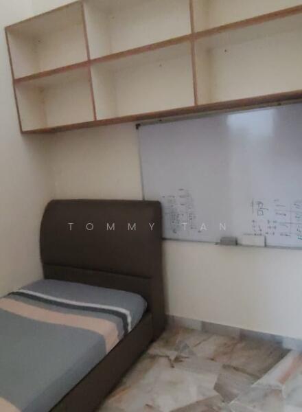 1-storey Terraced House for Rent in Bandar Sri Damansara (Selangor) - TOMMY TAN - Bedroom - PropertyGuru.com.my