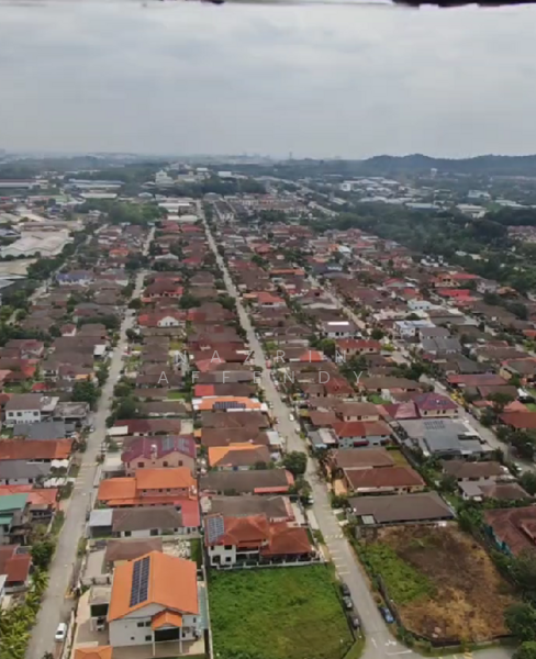 Condominium for Rent at Kampung Melayu Subang - Nazrin Affendy - Exterior - PropertyGuru.com.my