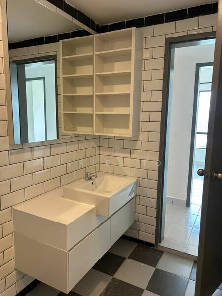 Servis Apartment untuk Disewa di E'Island Lake Haven - Shirlee Toh - Bathroom - PropertyGuru.com.my