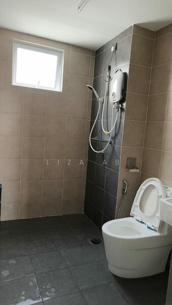 Condominium for Rent at Aurora Residence @ Lake Side City - Liza AB - Bathroom - PropertyGuru.com.my