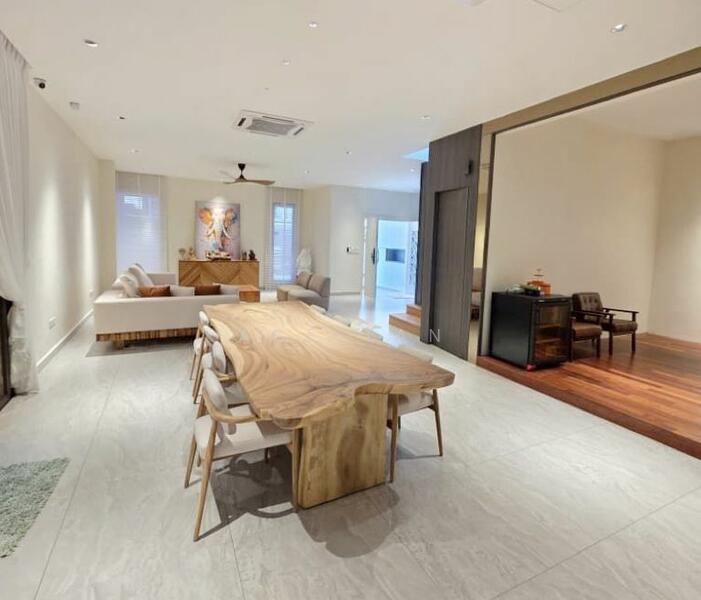 Untuk Dijual - Taman Gaya