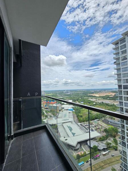 D'Pristine untuk Untuk Disewa - RM 2,000 /bulan, Mac 2026 - Balcony - PropertyGuru.com.my