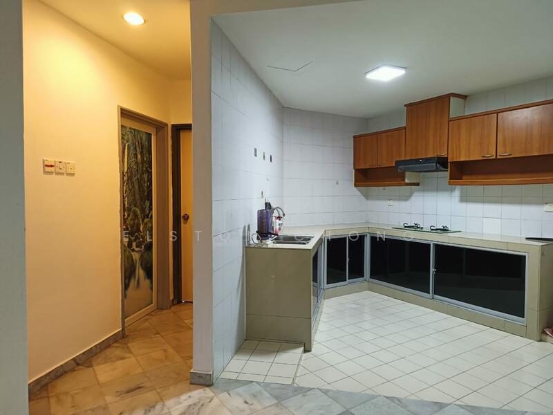 Condominium for Sale at Polo Park - Elston Chong - Kitchen - PropertyGuru.com.my