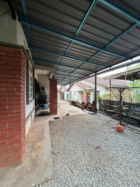 Semi-Detached House for Sale in Bandar Damansara Kuantan (Sungai Karang) - Azalee Abdullah - Exterior - PropertyGuru.com.my