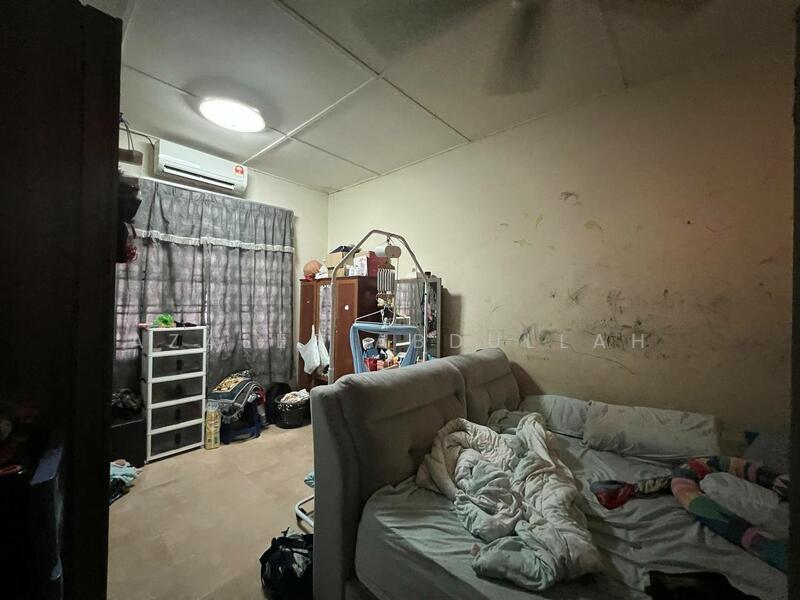 Semi-Detached House for Sale in Bandar Damansara Kuantan (Sungai Karang) - Azalee Abdullah - Bedroom - PropertyGuru.com.my
