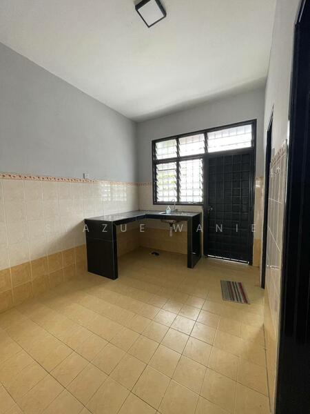 2-storey Terraced House for Sale in Taman Ixora (Sepang) - Syazue Wanie - Kitchen - PropertyGuru.com.my