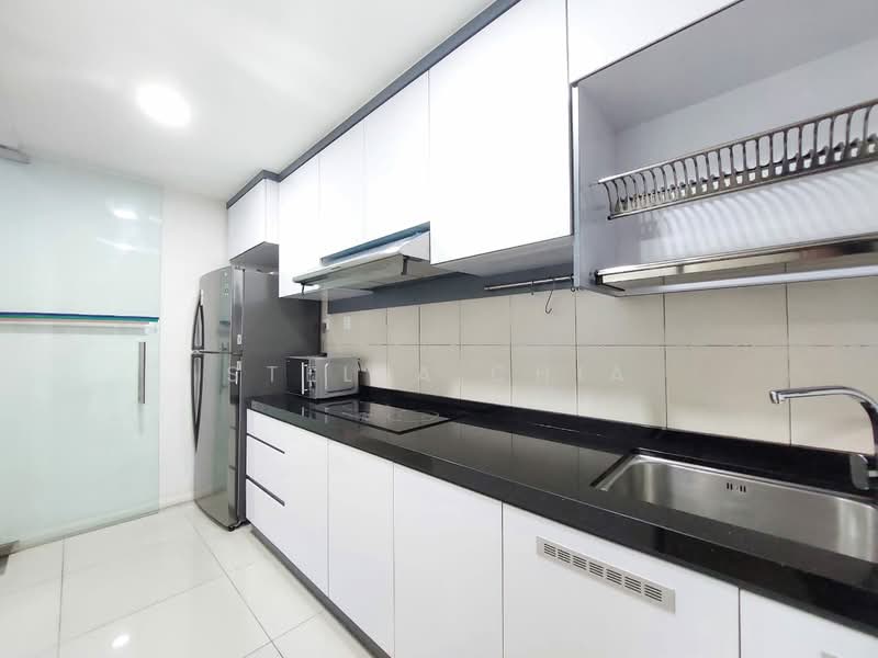 Condominium for Rent at The WaterEdge (Pinggiran Air) - Stella Chia - Kitchen - PropertyGuru.com.my
